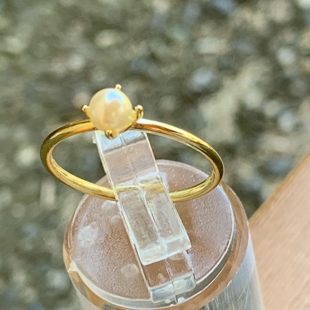 Gorgeous Ring For Women Delicate Mini Pearl - Picture 1 of 9